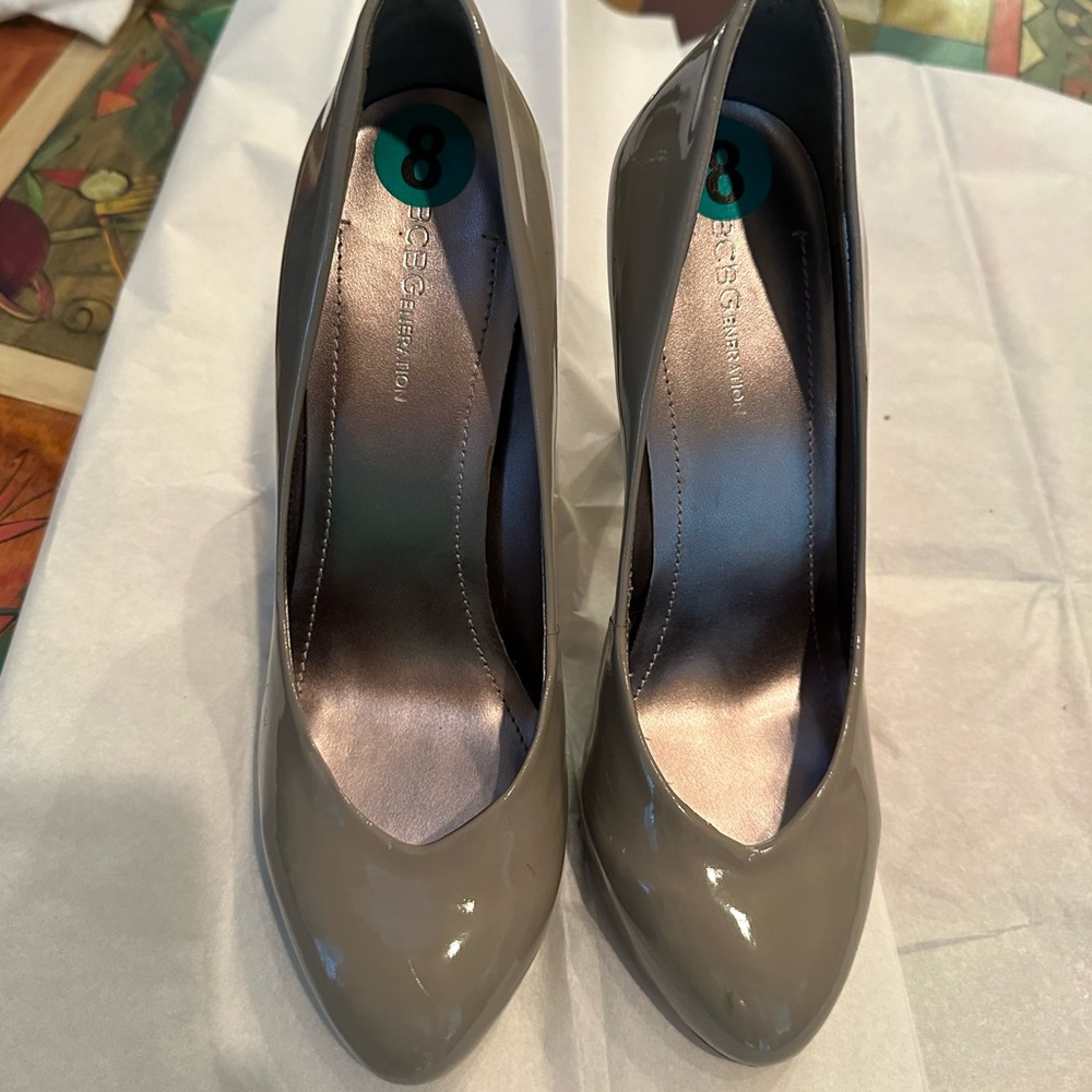 BCBGeneration Patent Leather Gray Pumps
